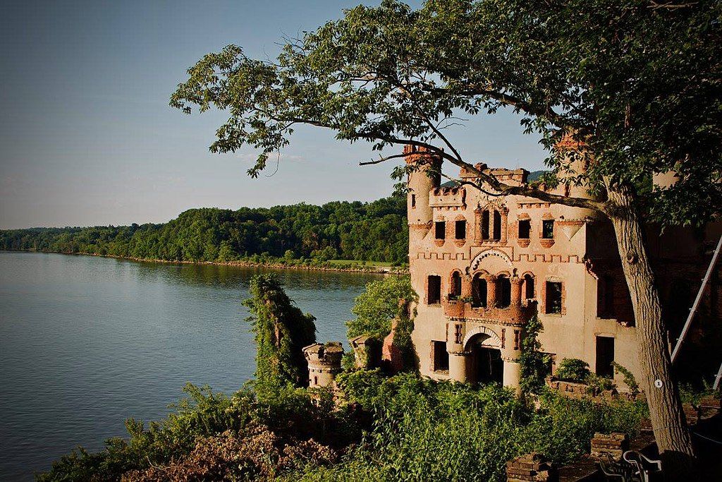 Exterior of Bannerman's Castle