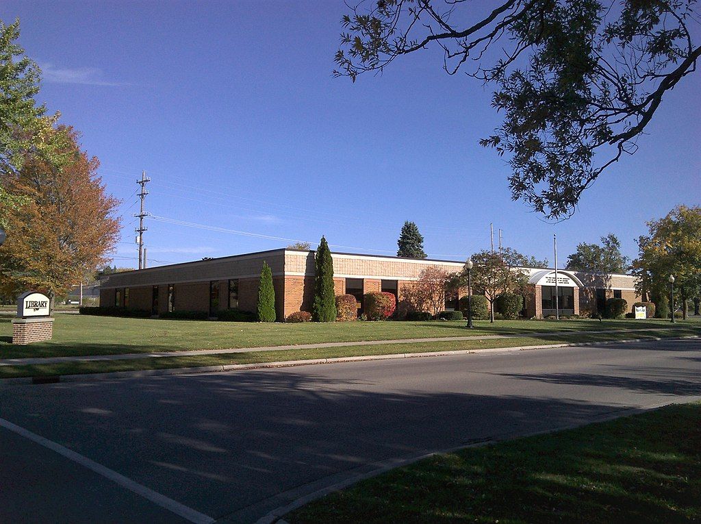 Outside View of Cadillac Wexford Public Library