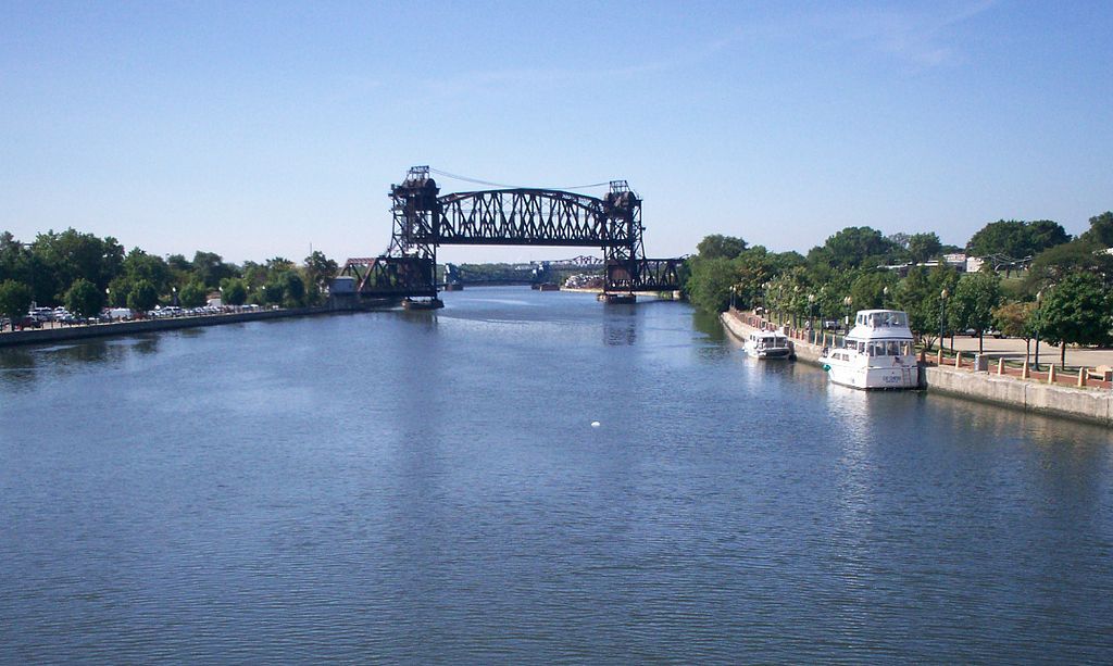 Aerial view of Des Plaines River
