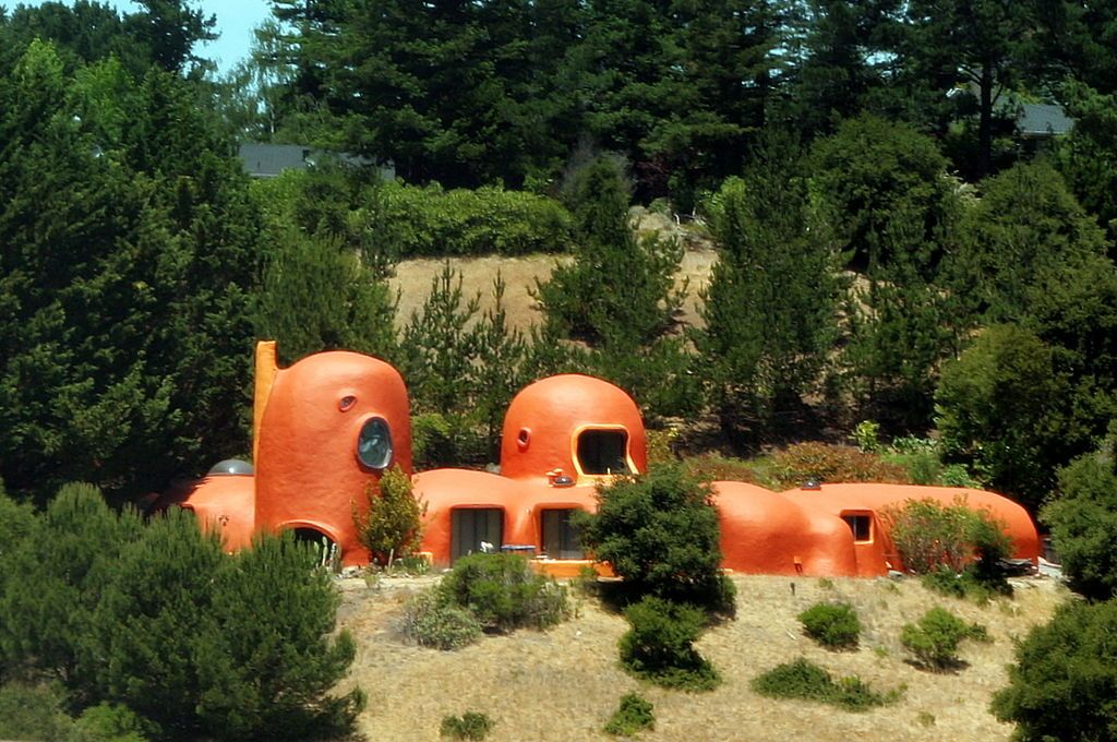 View of Flintstone House