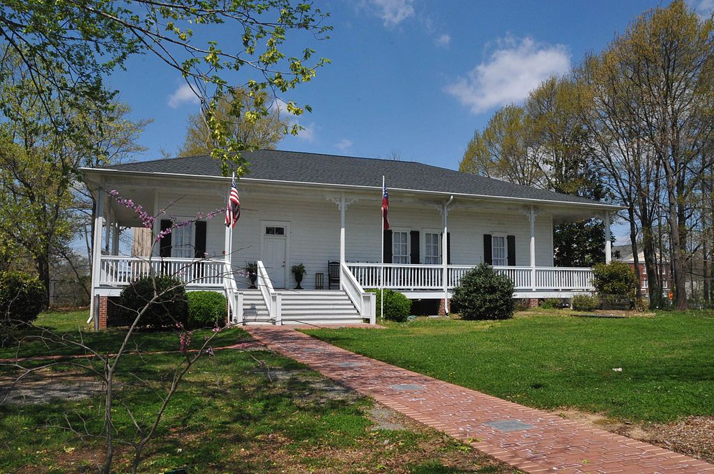 Piedmont Hotel in Gainesville