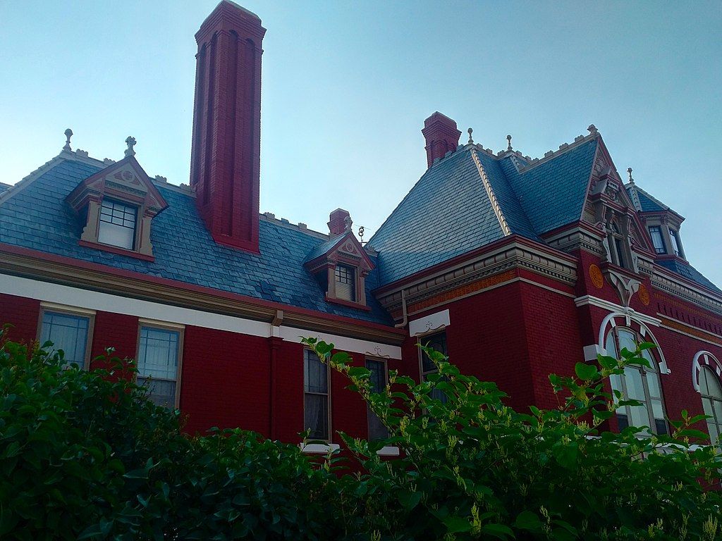 Facade of Copper King Mansion
