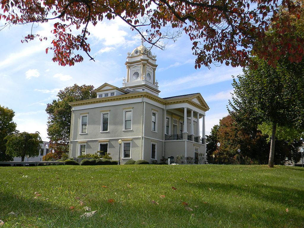 Outside View of Old Burke County Courthouse