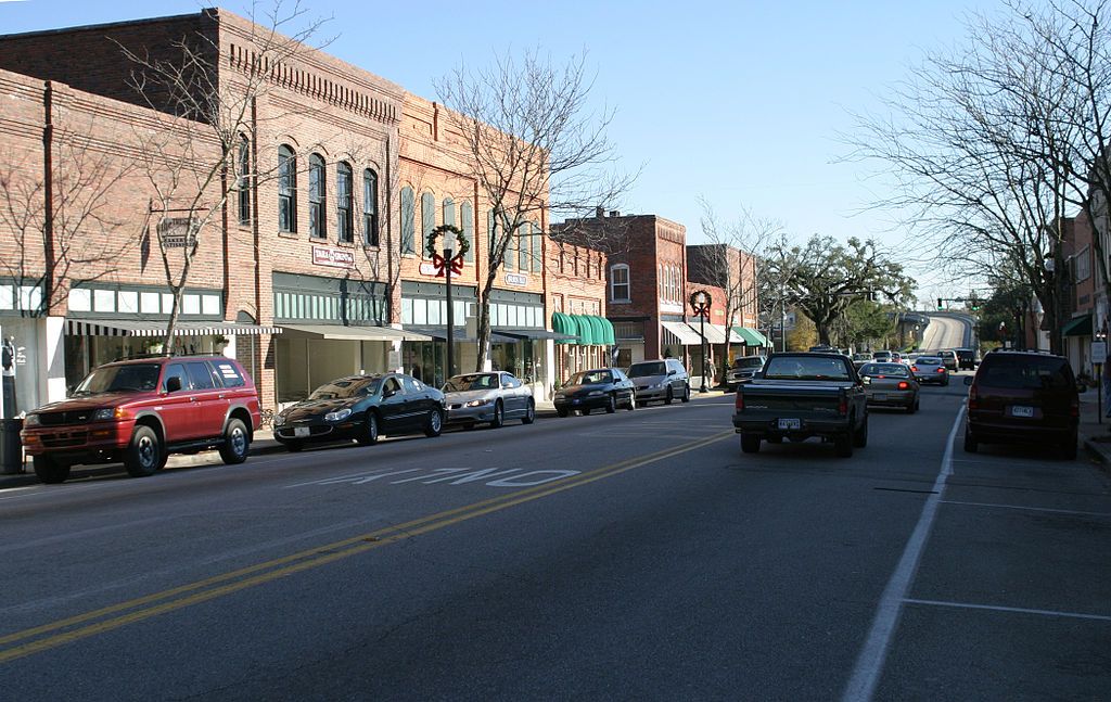 The road of Conway Downtown
