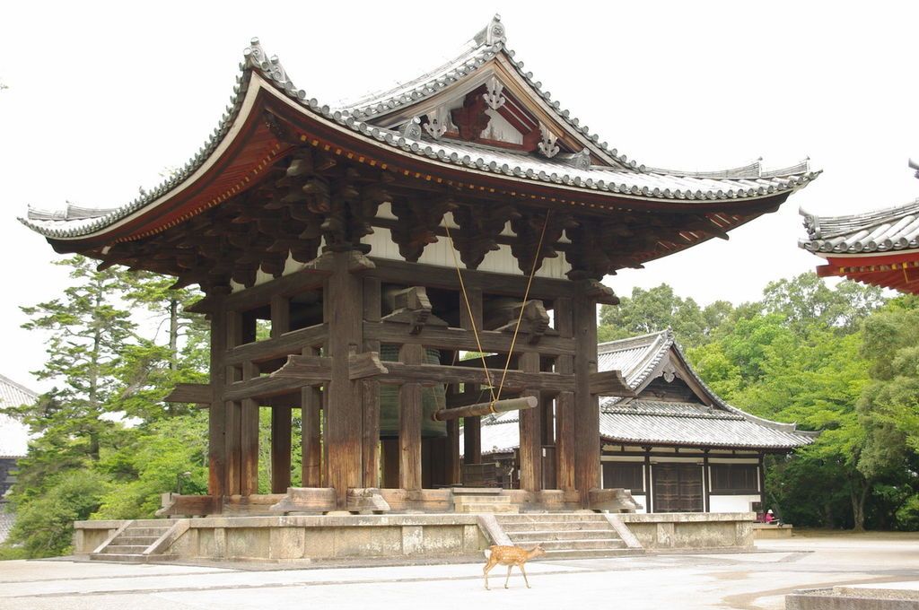 Glockenturm in Temple Todai-ji