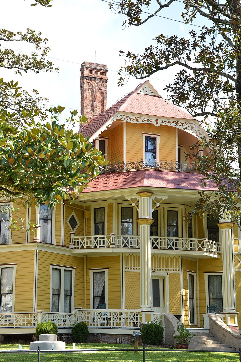 View of Lapham-Patterson House