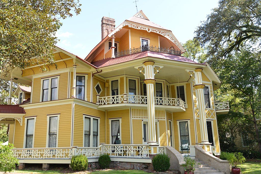 View of Lapham-Patterson House