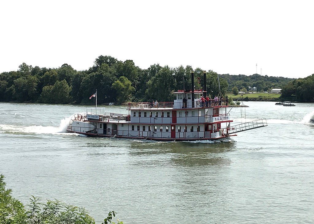 A participant of Ohio River Sternwheel Festival