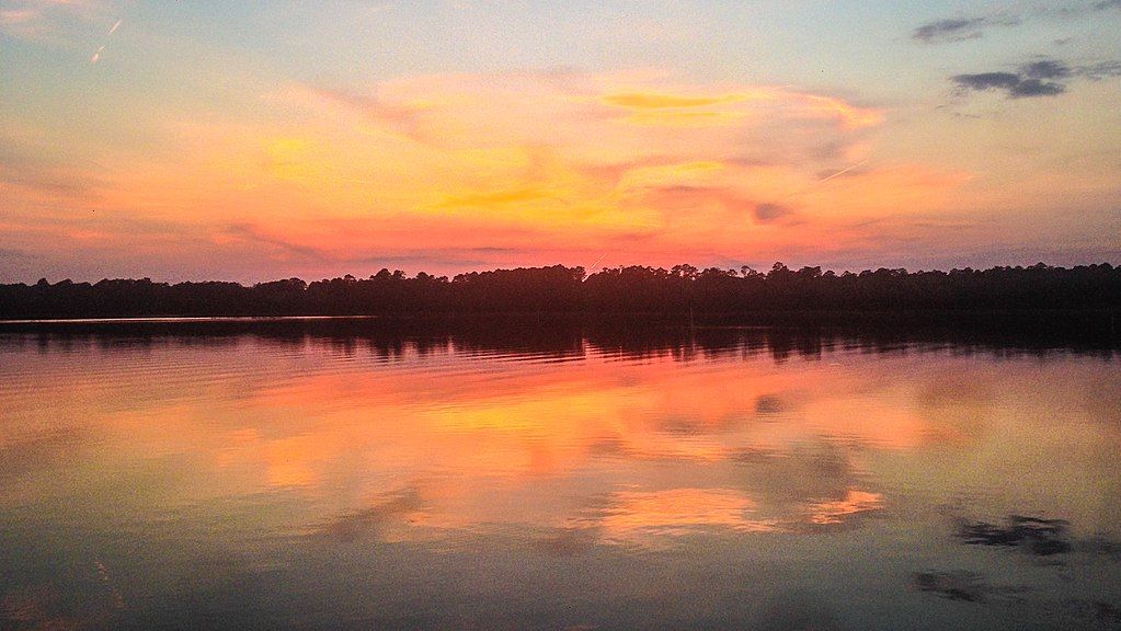 Sunset at Percy Quin State Park