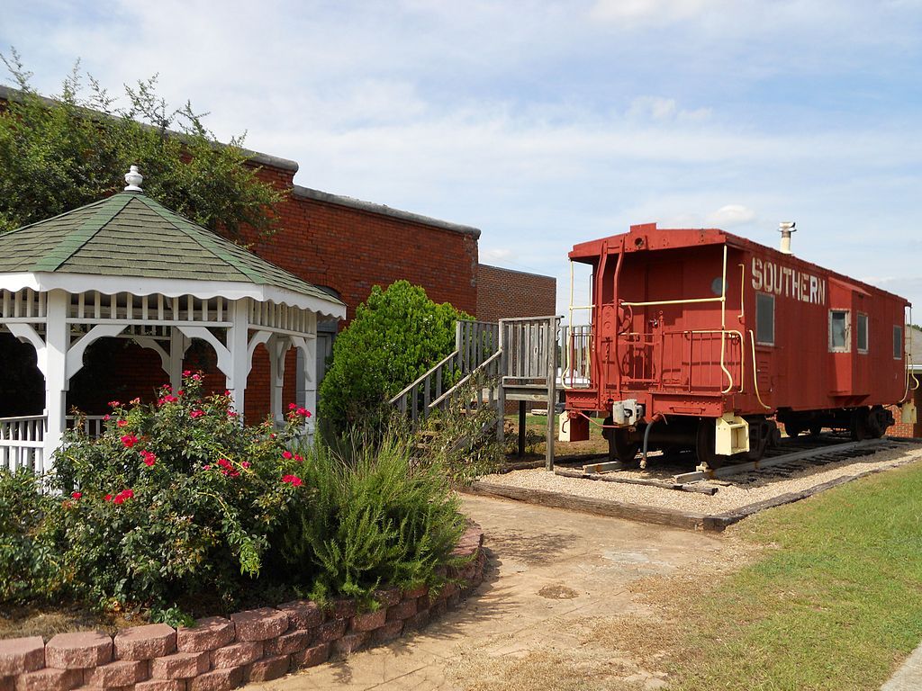 Outside View of Chipley Historical Center