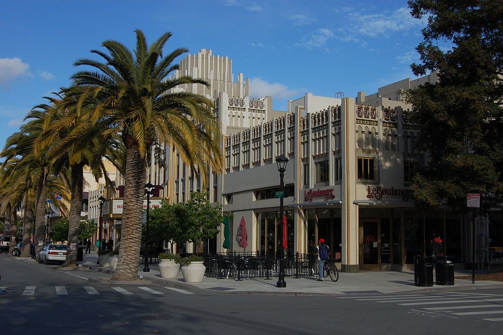 Front Vew of Fox Theatre