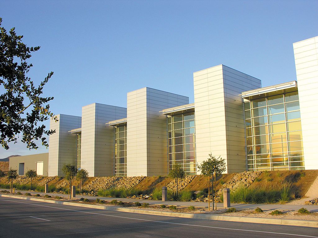 Front View of Western Science Center