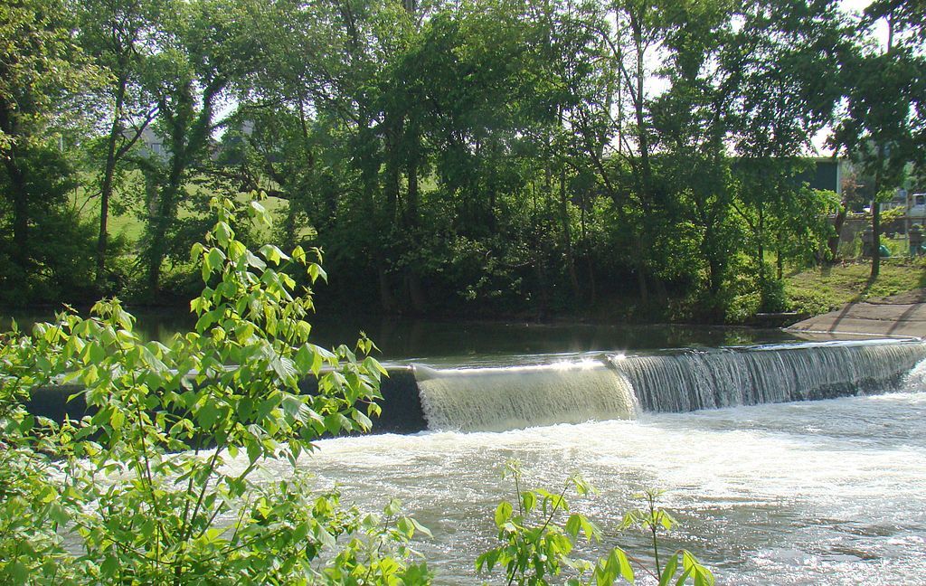 Wallace Dam on Elkhorn Creek