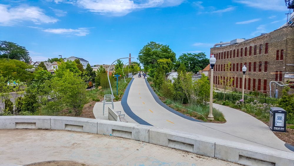View of the 606 trail
