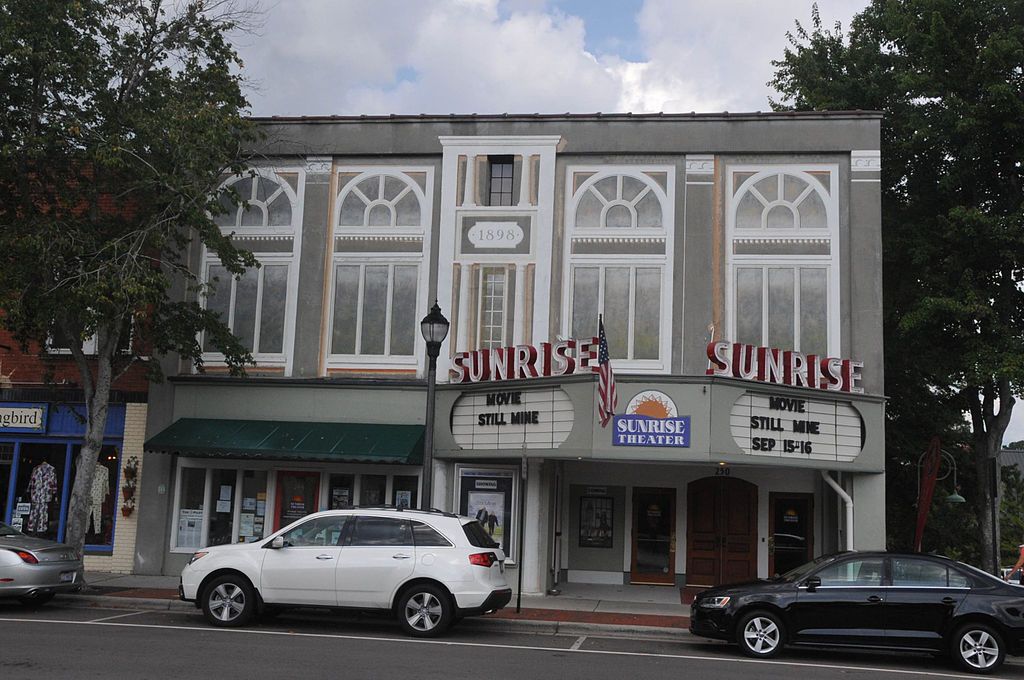 Exterior of the Sunrise Theater