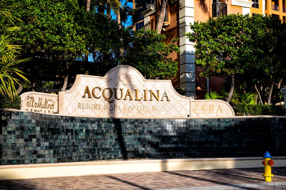 Signboard of Acqualina Spa