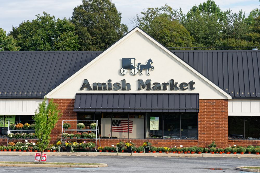 Entrance to Amish Market
