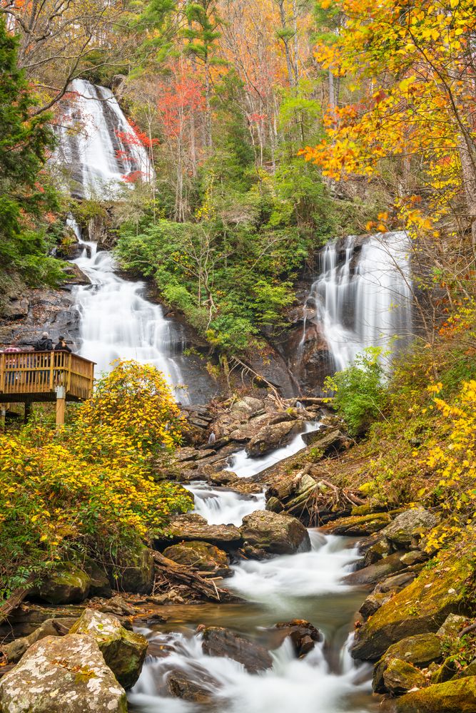 The waters of Anna Ruby Falls