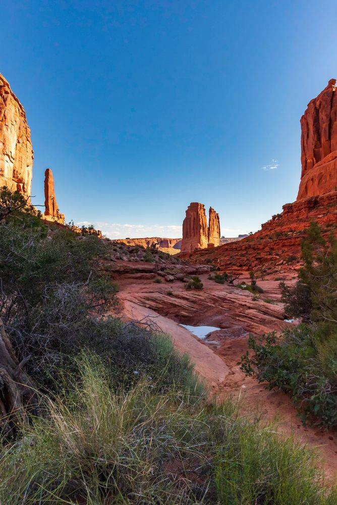 View of the Park Avenue Trailhead