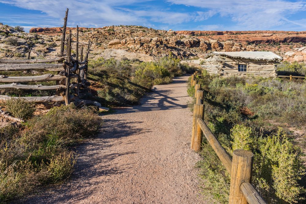 Path leading to Wolfe Ranch