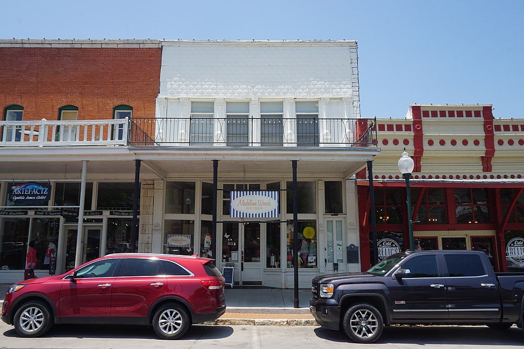 Artefactz at Granbury