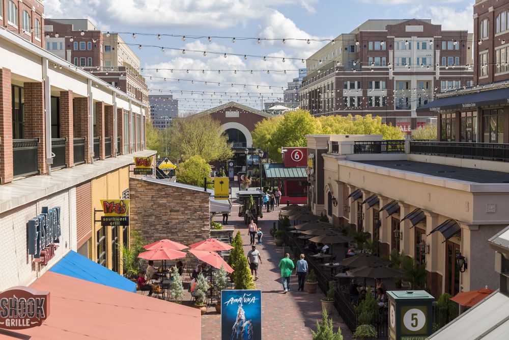 People strolling around the Atlantic Station