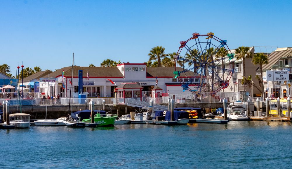 Far exterior view of Balboa Fun Zone