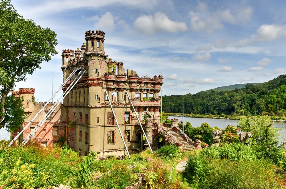 Exterior of Bannerman Castle