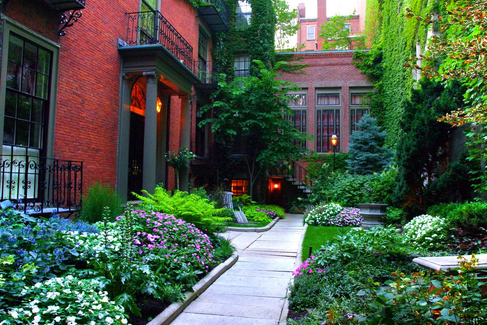 Garden at Beacon Hill