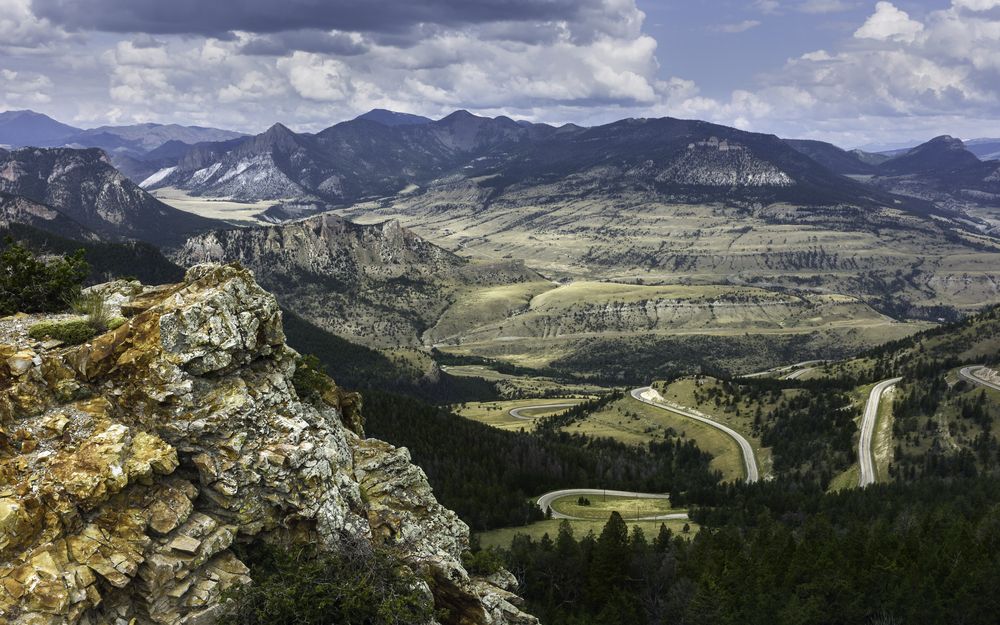 Bird's eye view of Beartooth Highway
