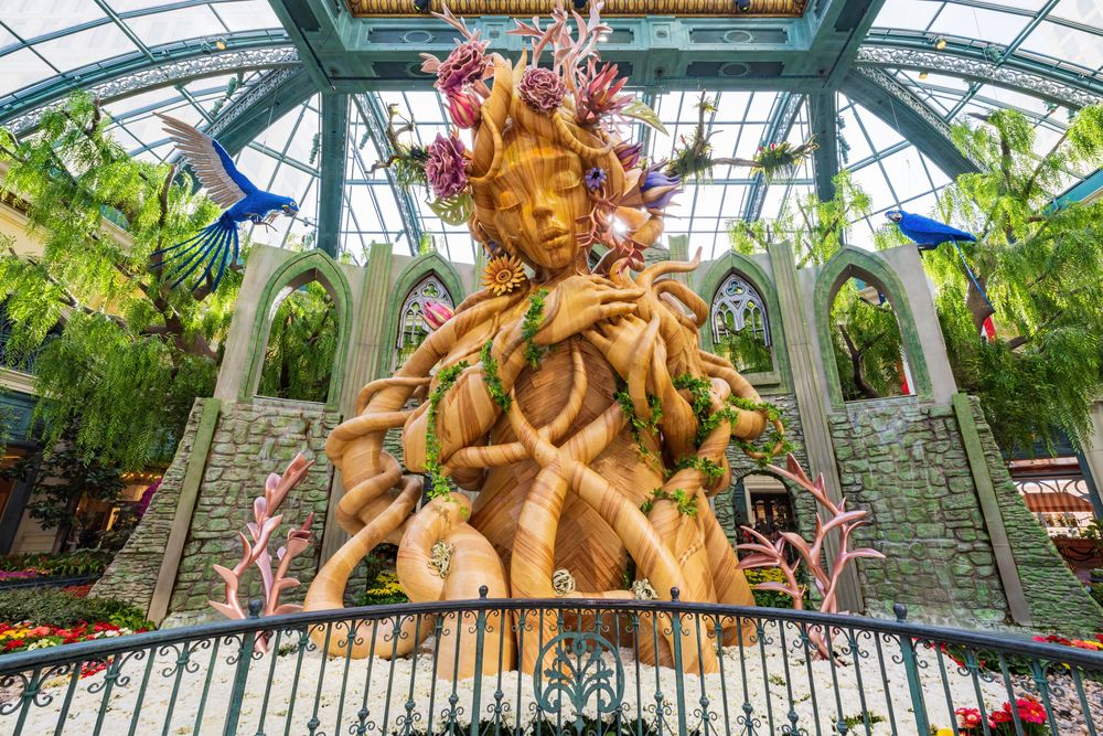 Sculpture at Bellagio Conservatory & Botanical Gardens