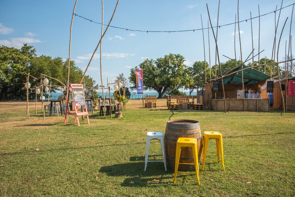 Barrel with chairs at the lawn in Bicentennial Park