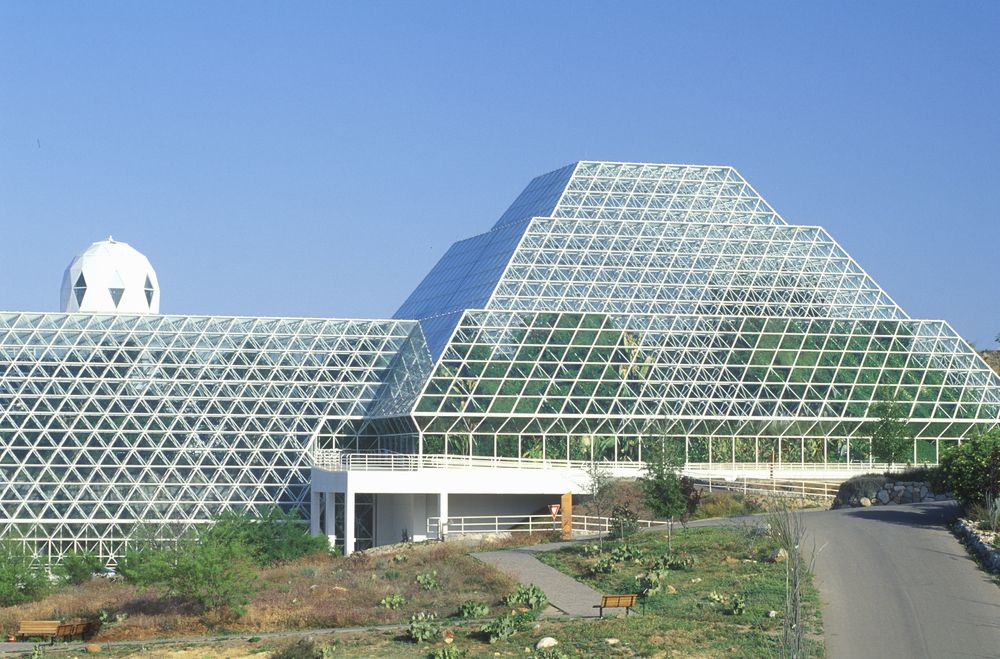 Unique architecture of Biosphere 2