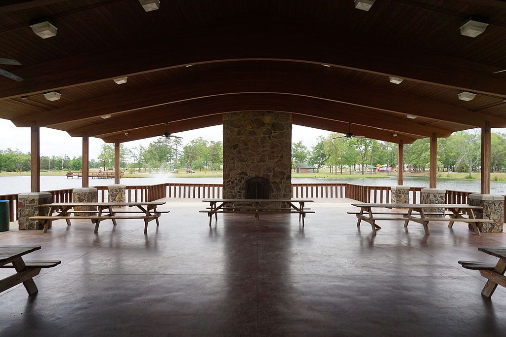 Picnic area at Bobby Ferguson Park