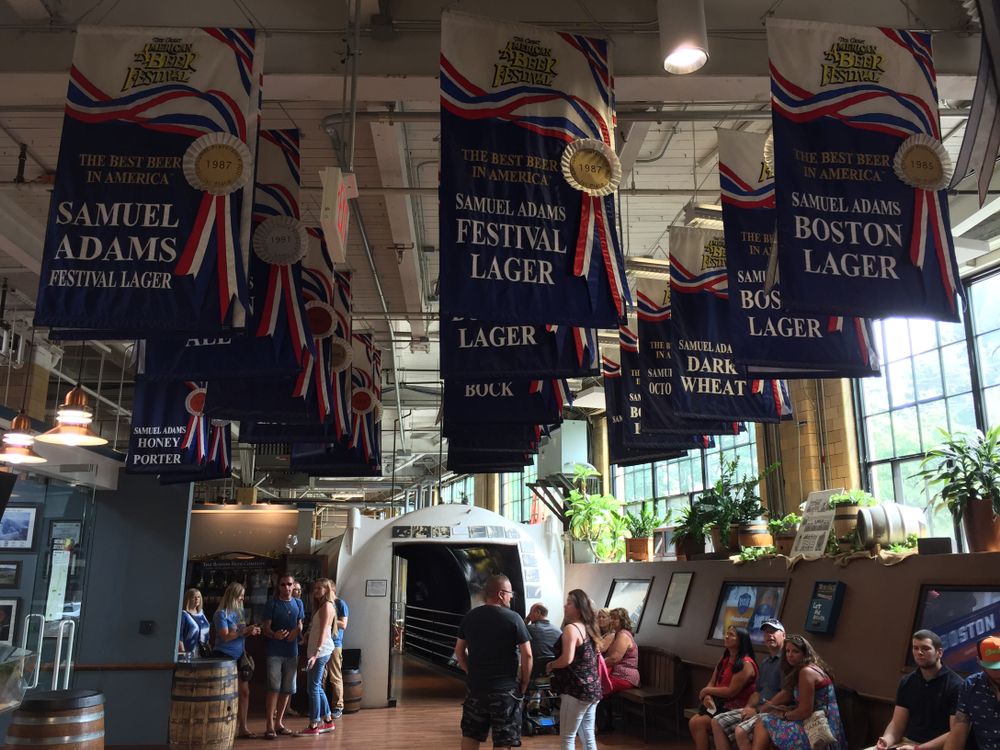 People enjoying the Boston Brewery Tours