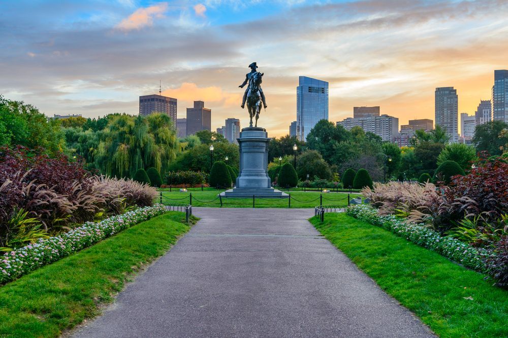 Trail at Boston Public Gardens