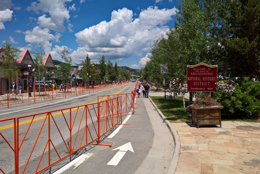 Street view of Breckenridge Historic District