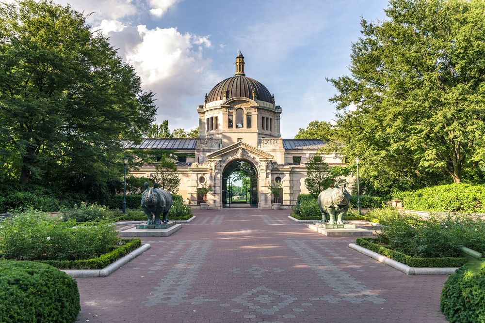 Entrance to Bronx Zoo