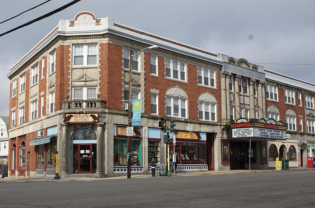 Front view of Capitol Theatre