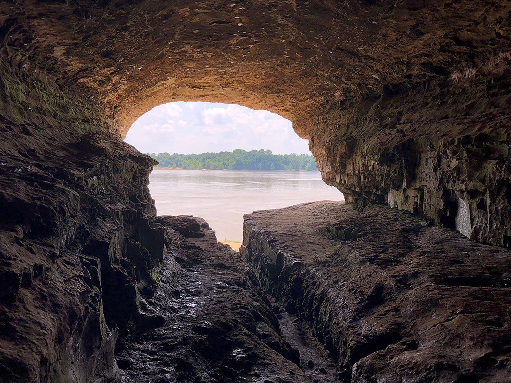 View of Cave-in-Rock State Park