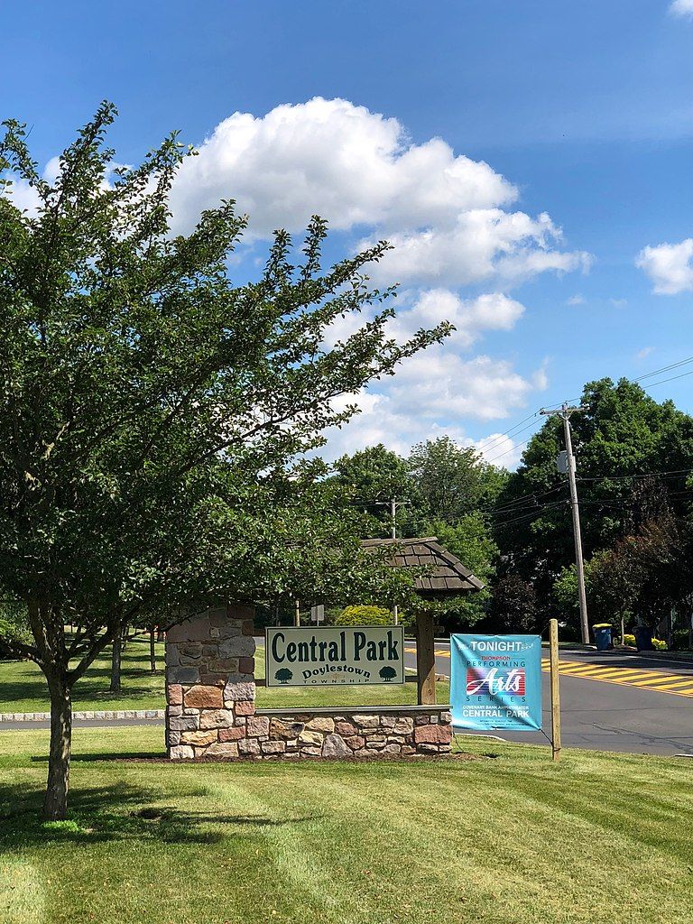 Welcome sign of Central Park