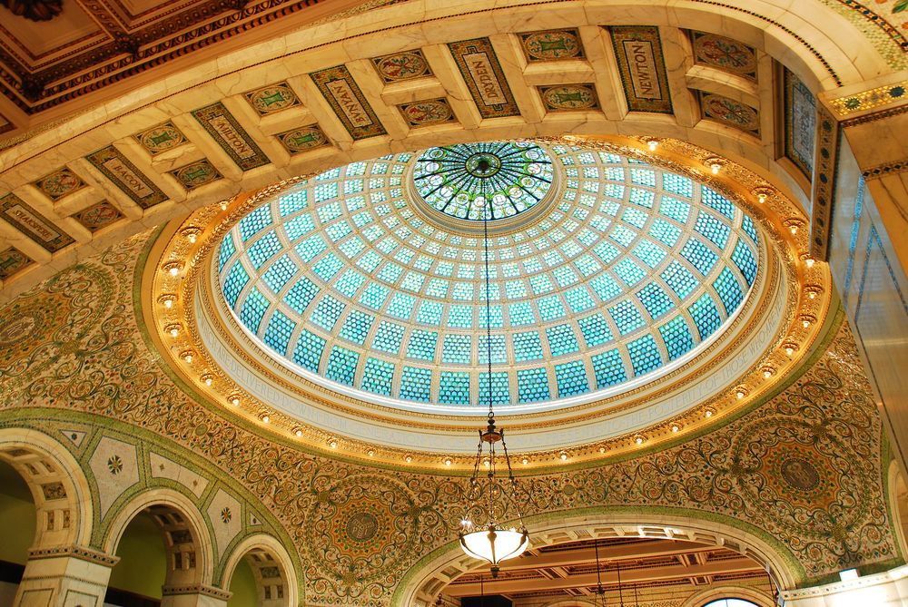 Beautiful architecture at Chicago Cultural Center