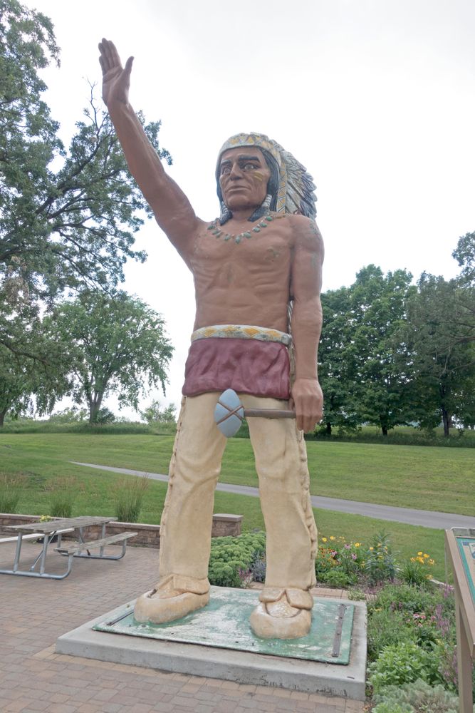 View of the huge Chief Wenonga Statue