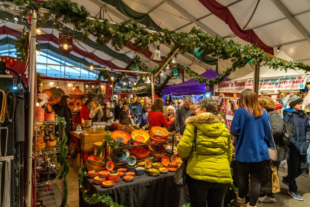 Christmas gifts or souvenir shops in Bethlehem