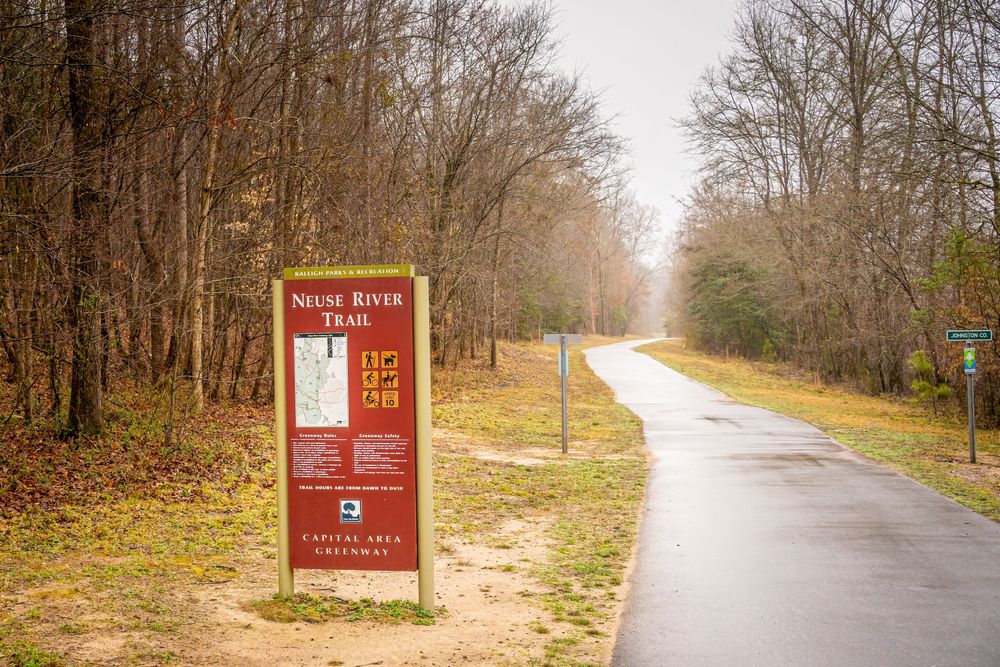Path leading to Neuse river trail