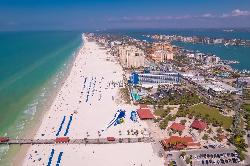 15 Serene US Beach Destinations for the Off-Season Traveler