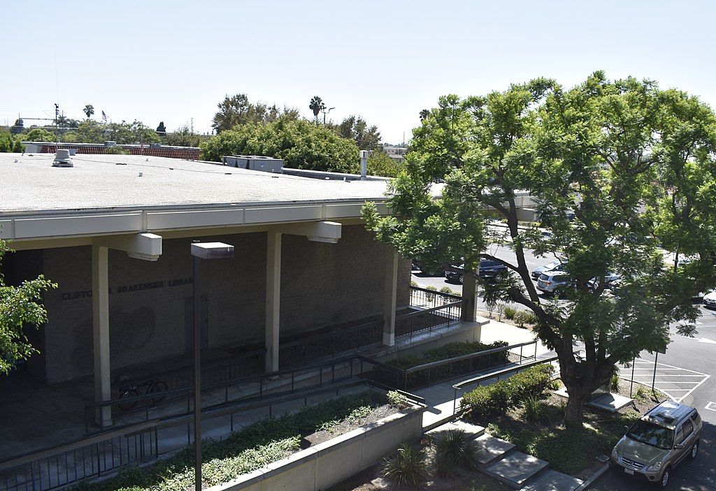 Exterior view of the Clifton M. Brakensiek Library
