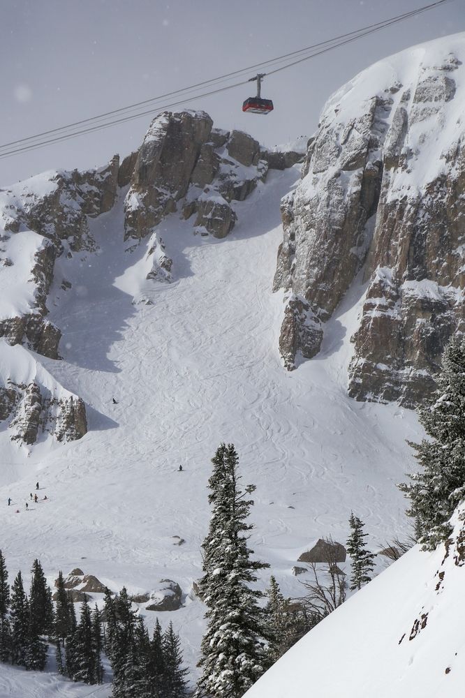 View of the Corbet's Couloir