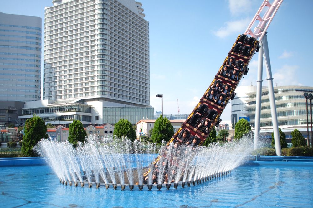 Diving coaster at Cosmo World Amusement Park