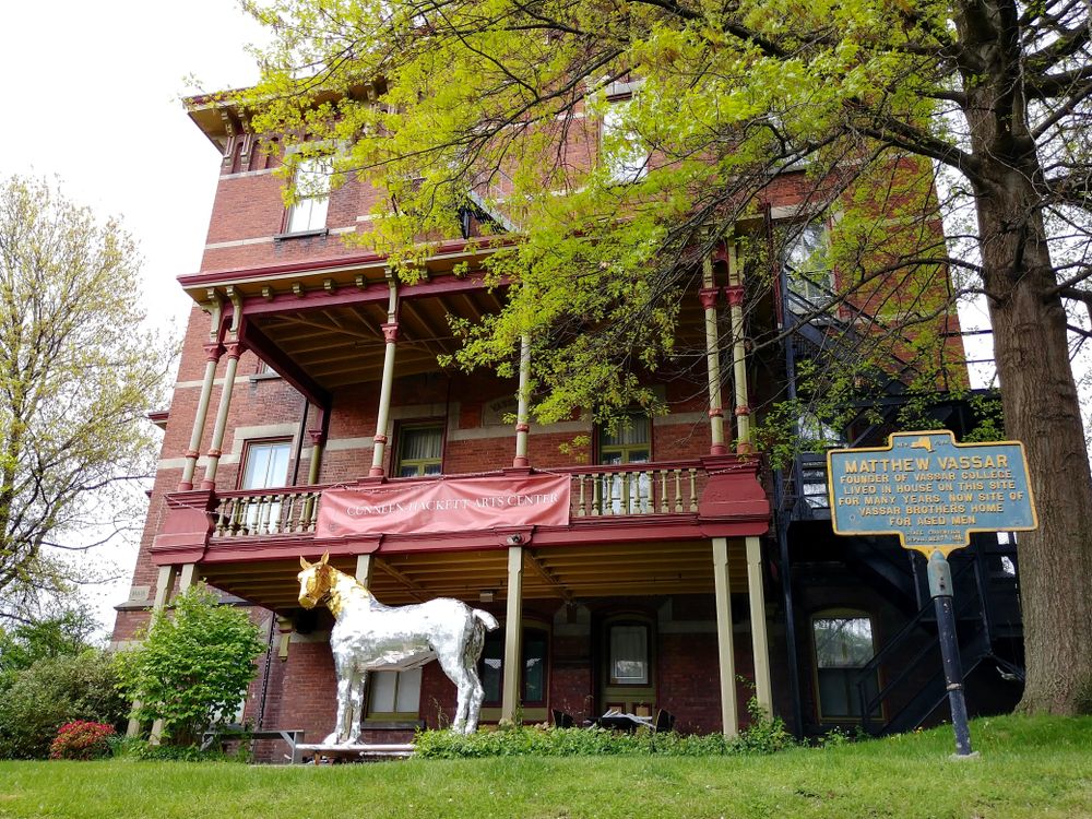 Facade of Cunneen-Hackett Arts Center